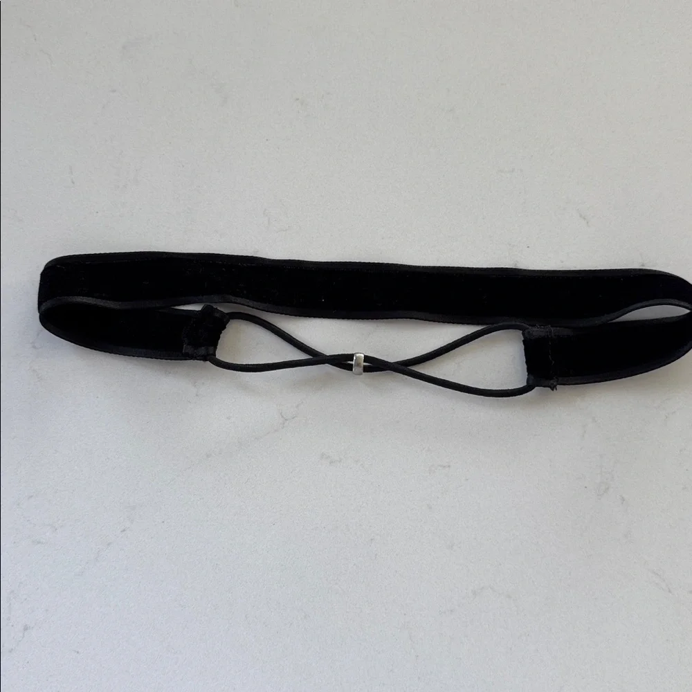 Girls Black Hair Accessories Set of 4  NWOT